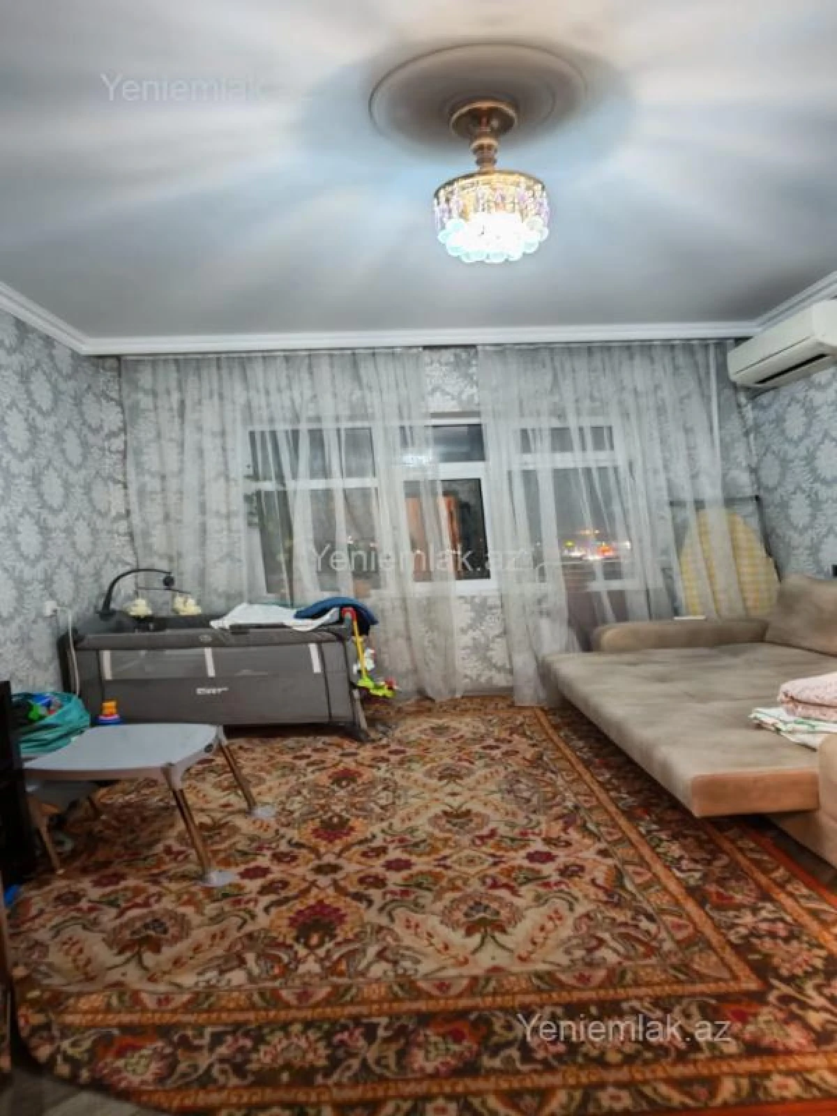 Satılır 2 otaqlı köhnə tikili 65 m²