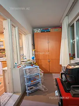 Satılır 2 otaqlı köhnə tikili 65 m²