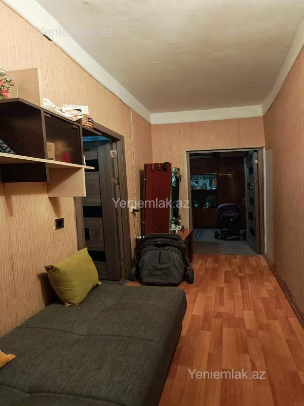 Satılır 2 otaqlı köhnə tikili 65 m²