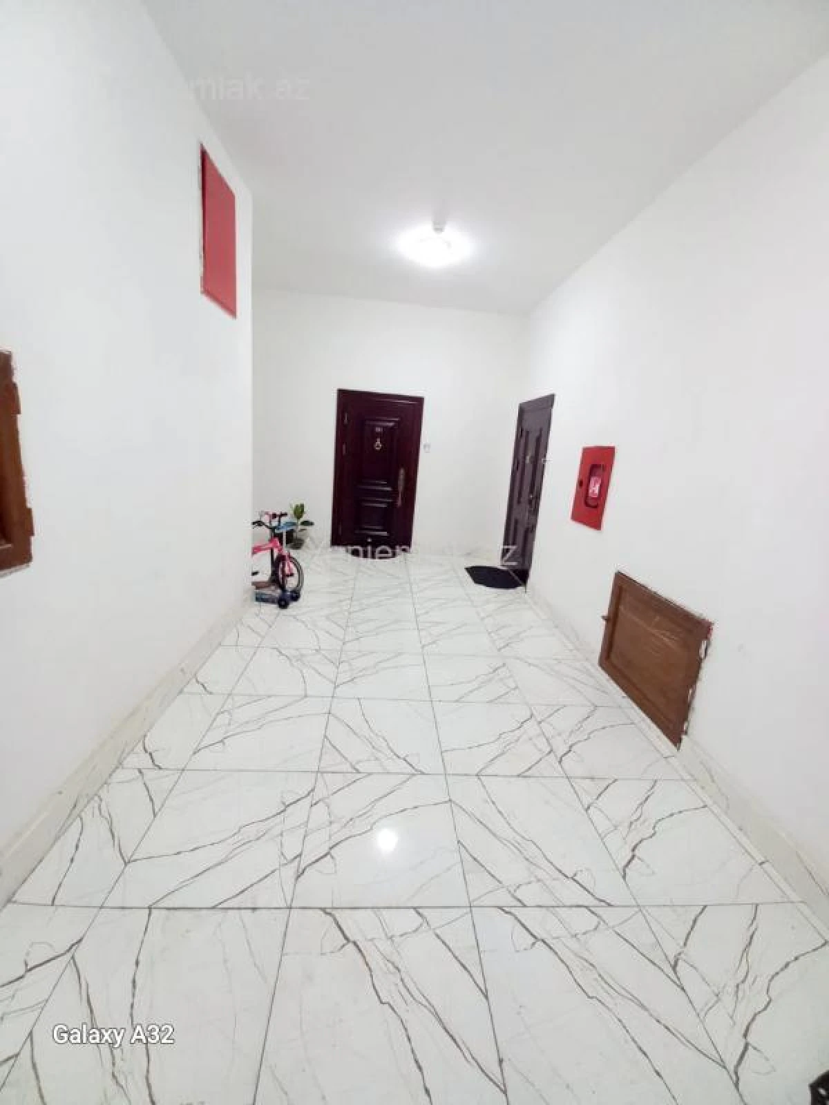 Satılır 3 otaqlı yeni tikili 136 m²