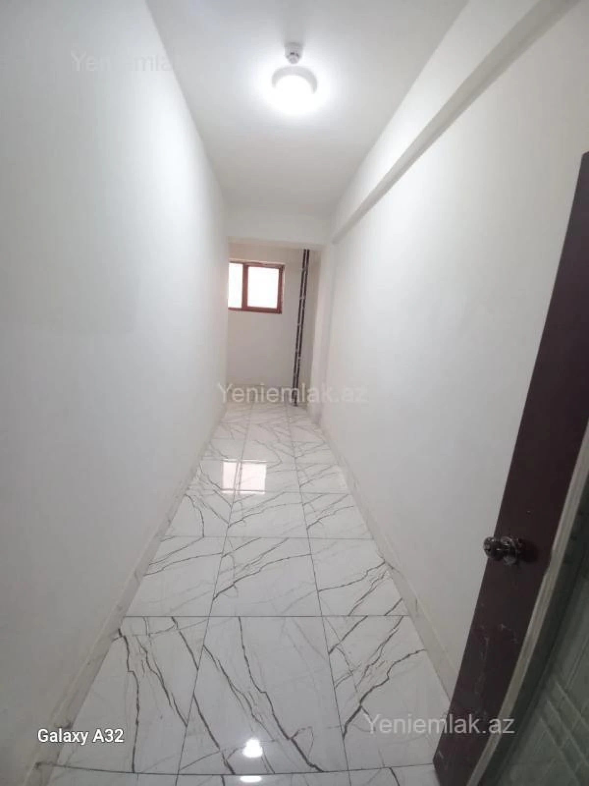 Satılır 3 otaqlı yeni tikili 136 m²