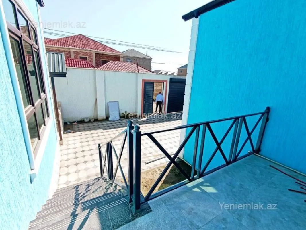 Satılır 4 otaqlı həyət evi 100 m²