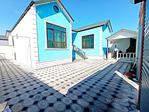 Satılır 4 otaqlı həyət evi 100 m²