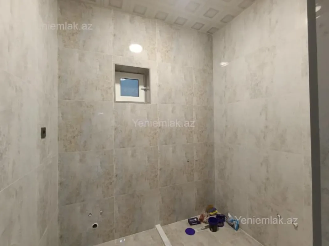 Satılır 4 otaqlı həyət evi 100 m²