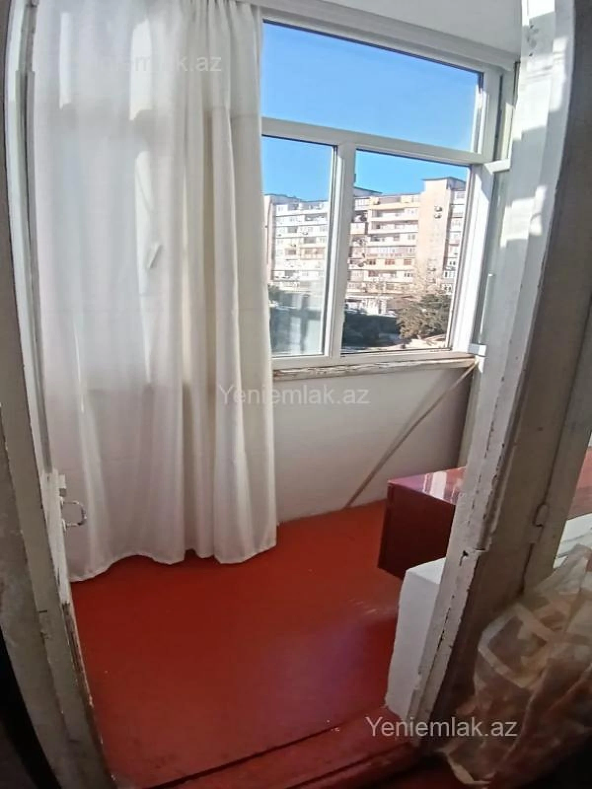 Satılır 3 otaqlı köhnə tikili 85 m²