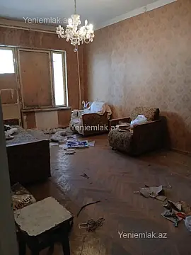 Satılır 3 otaqlı köhnə tikili 85 m²