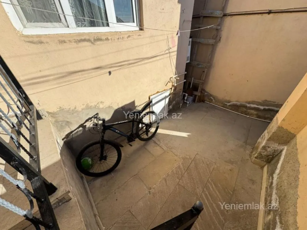 Satılır 2 otaqlı həyət evi 60 m²