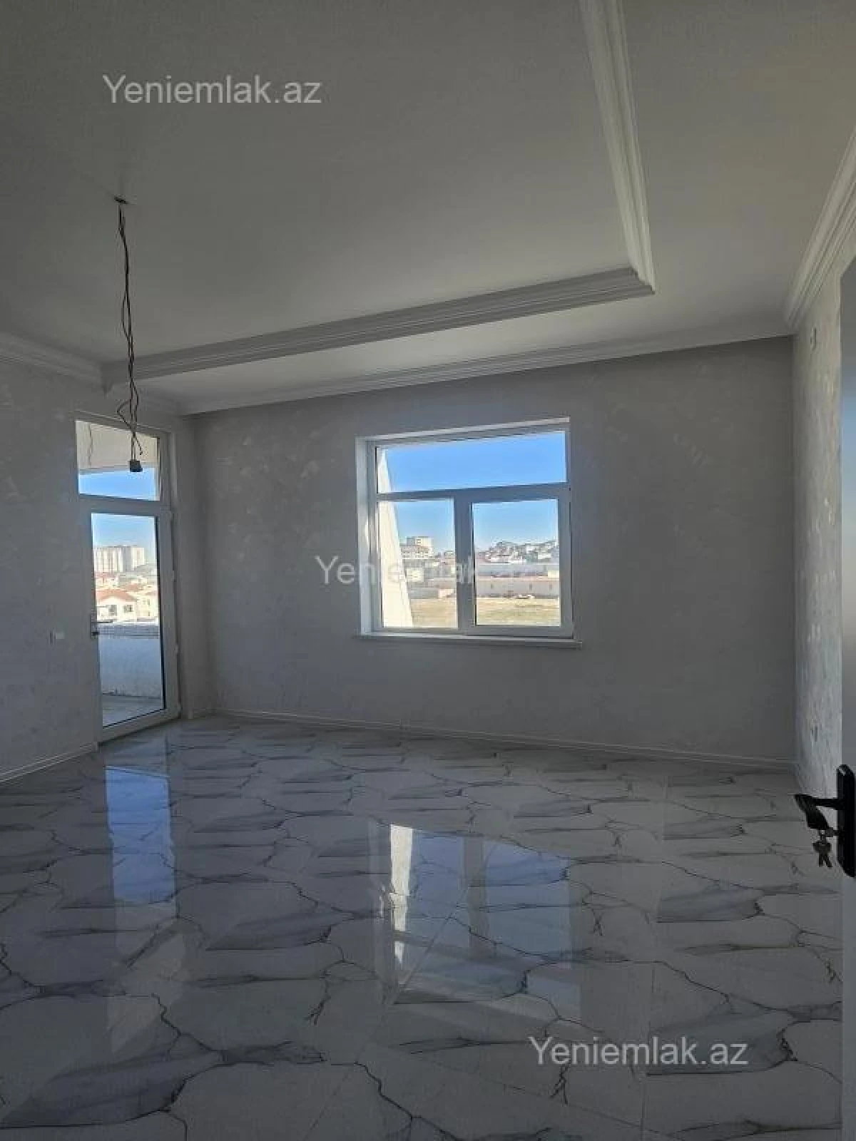 Satılır 3 otaqlı yeni tikili 71 m²