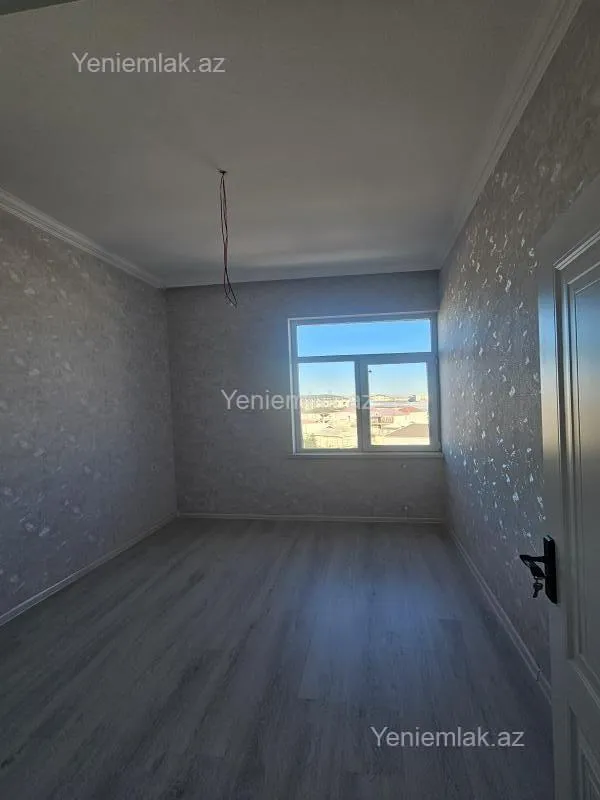 Satılır 3 otaqlı yeni tikili 71 m²