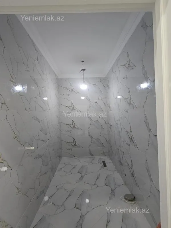 Satılır 3 otaqlı yeni tikili 71 m²