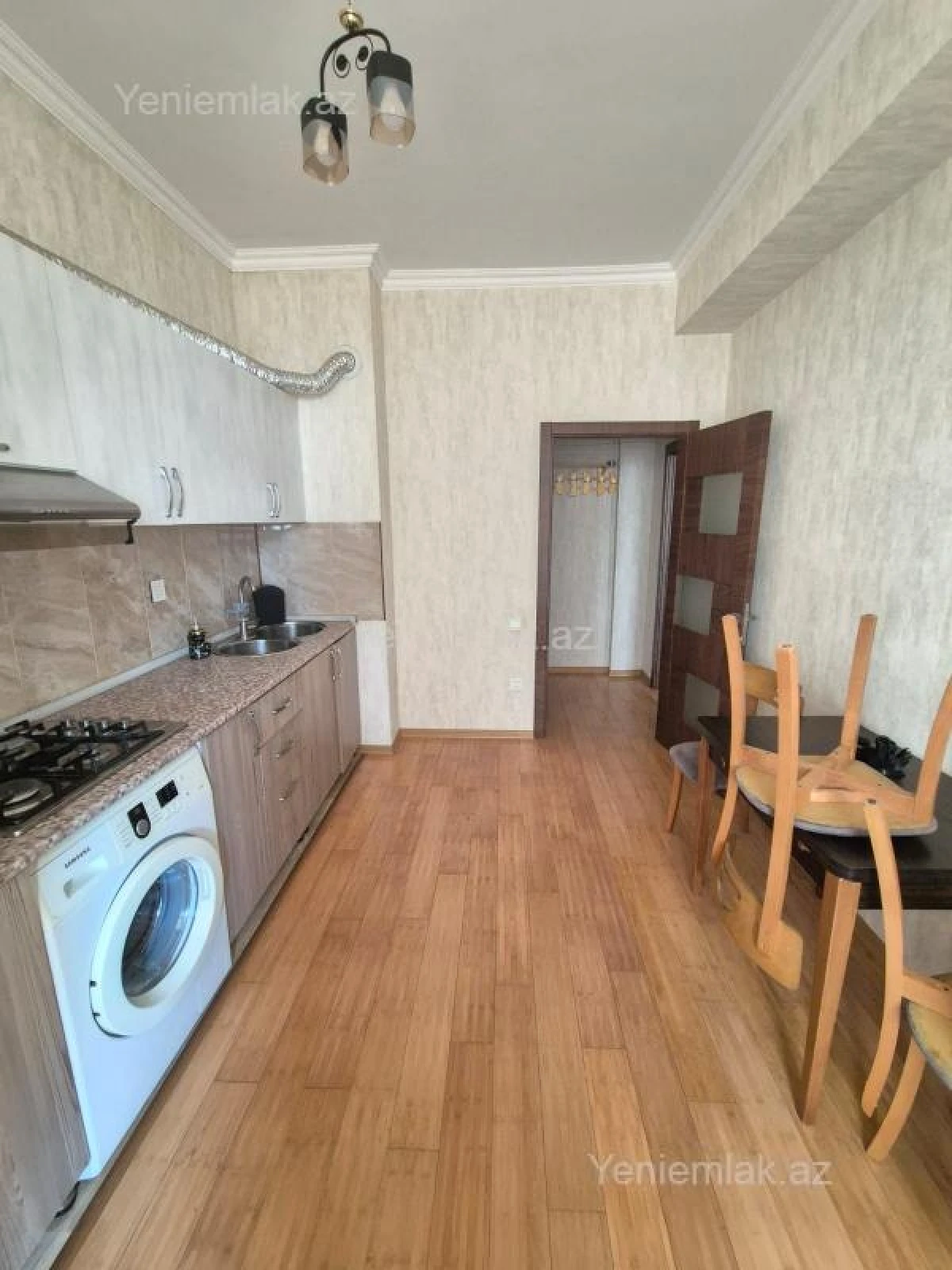 Satılır 2 otaqlı yeni tikili 68 m²