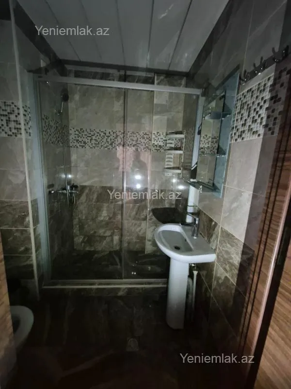 Satılır 2 otaqlı yeni tikili 68 m²