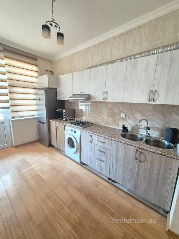 Satılır 2 otaqlı yeni tikili 68 m²