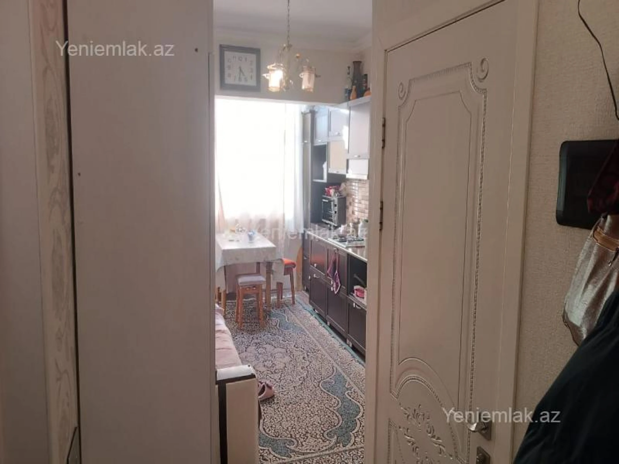 Satılır 2 otaqlı köhnə tikili 60 m²