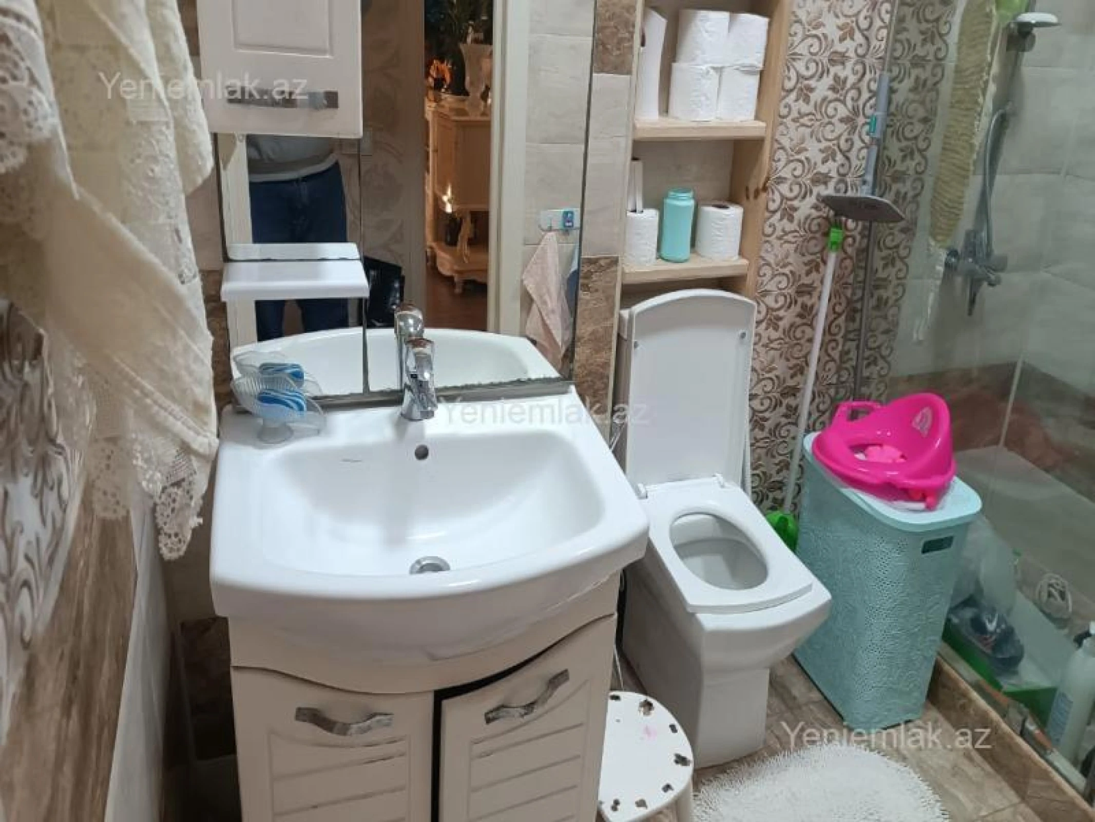 Satılır 2 otaqlı köhnə tikili 60 m²
