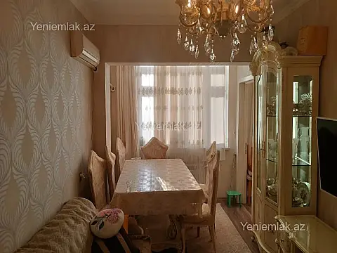 Satılır 2 otaqlı köhnə tikili 60 m²