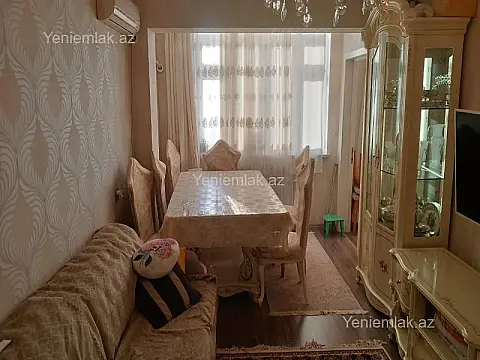 Satılır 2 otaqlı köhnə tikili 60 m²