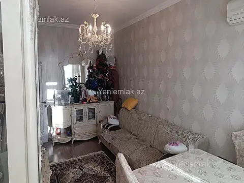 Satılır 2 otaqlı köhnə tikili 60 m²