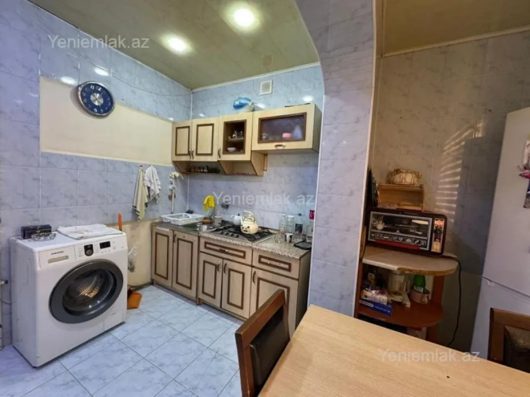 Satılır 4 otaqlı köhnə tikili 112.4 m²