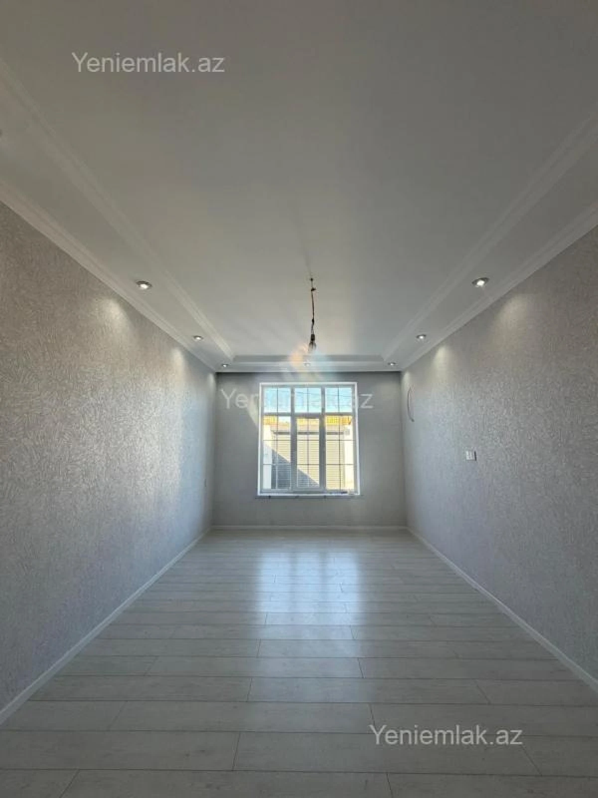 Satılır 4 otaqlı həyət evi 160 m²