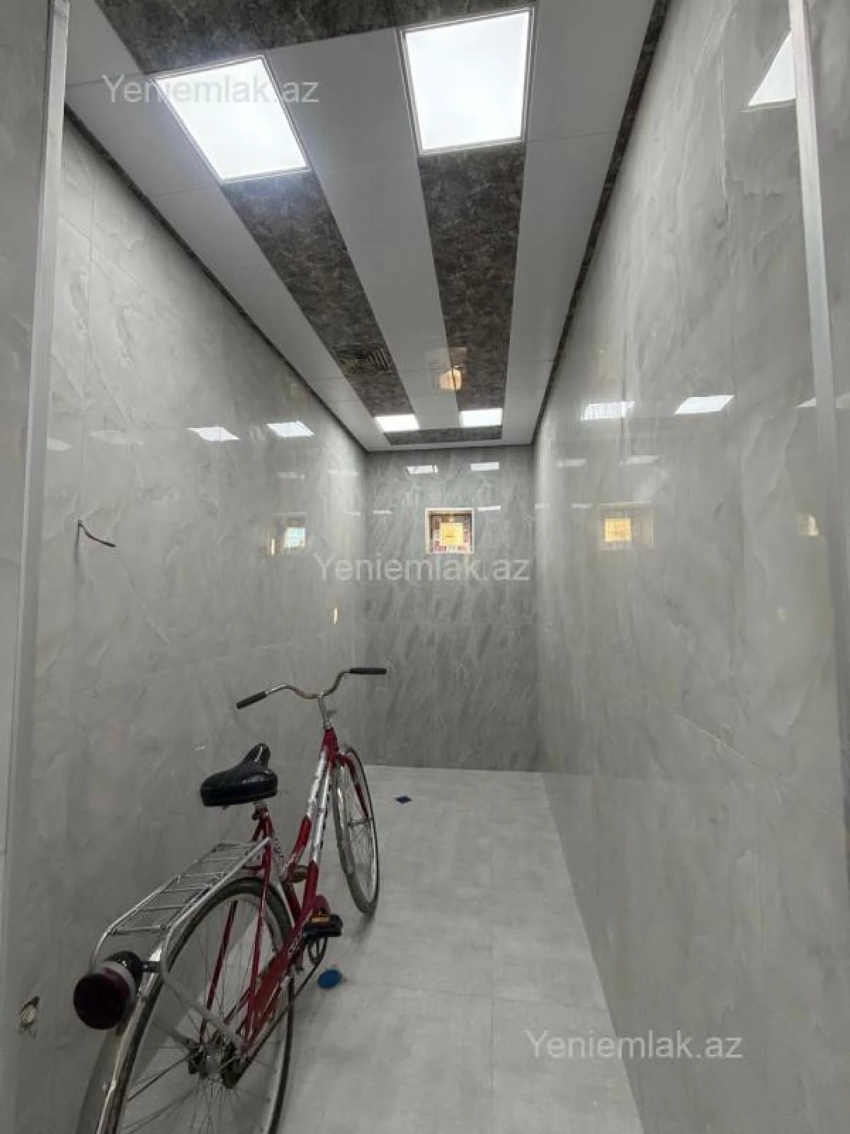 Satılır 4 otaqlı həyət evi 160 m²