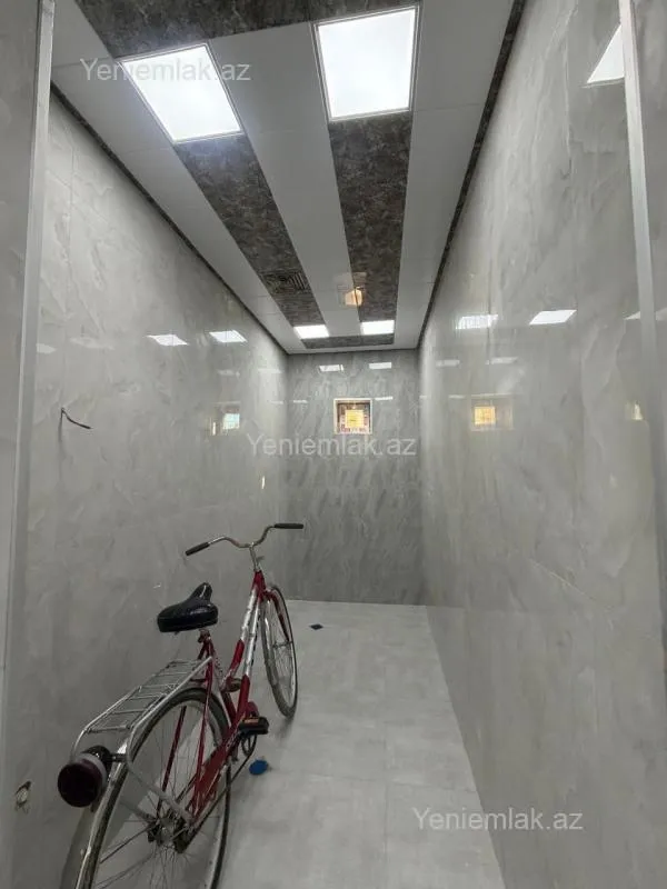 Satılır 4 otaqlı həyət evi 160 m²