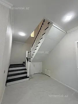 Satılır 4 otaqlı həyət evi 160 m²