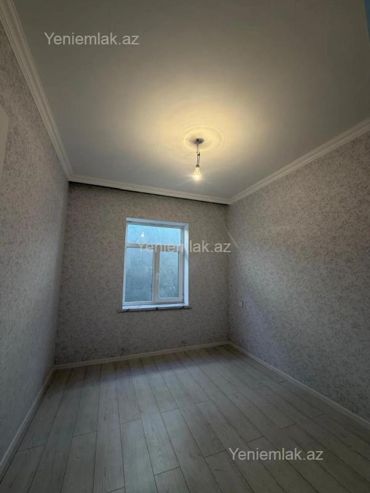 Satılır 4 otaqlı həyət evi 160 m²