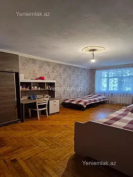 Satılır 3 otaqlı köhnə tikili 70 m²