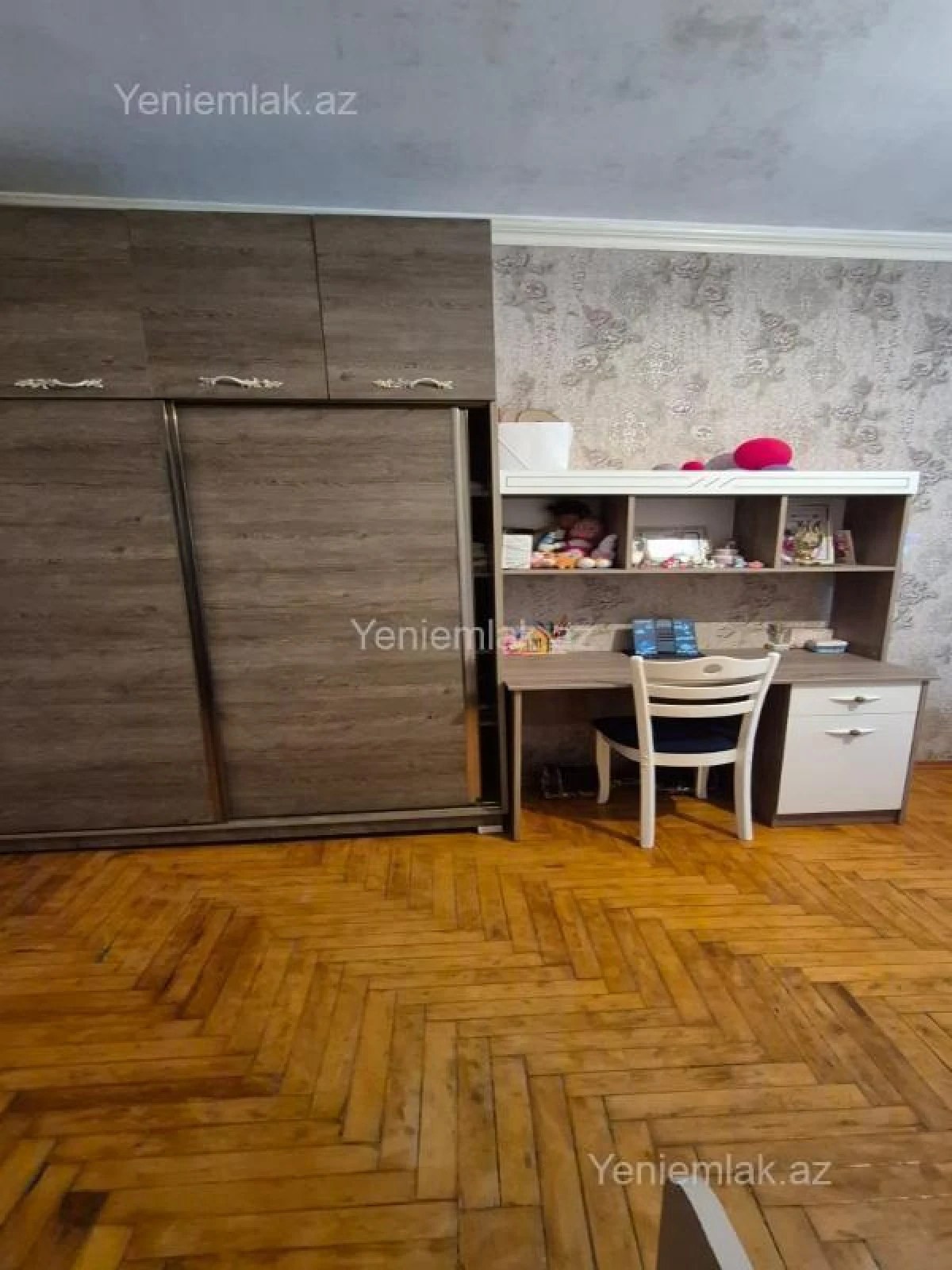 Satılır 3 otaqlı köhnə tikili 70 m²