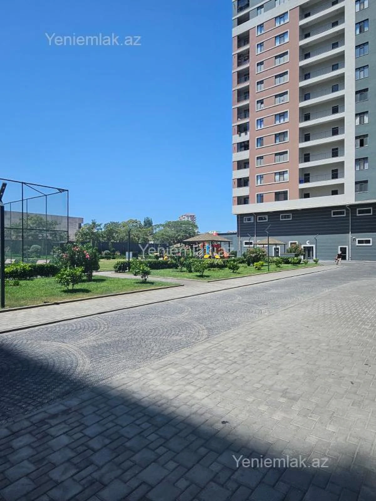 Satılır 2 otaqlı yeni tikili 108 m²