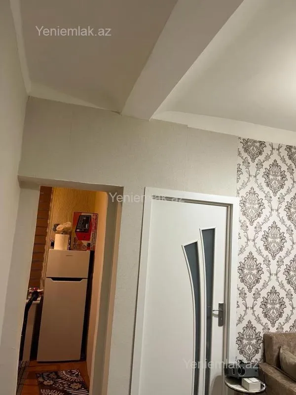 Satılır 2 otaqlı köhnə tikili 36 m²