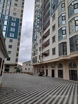 Satılır 4 otaqlı yeni tikili 230 m²