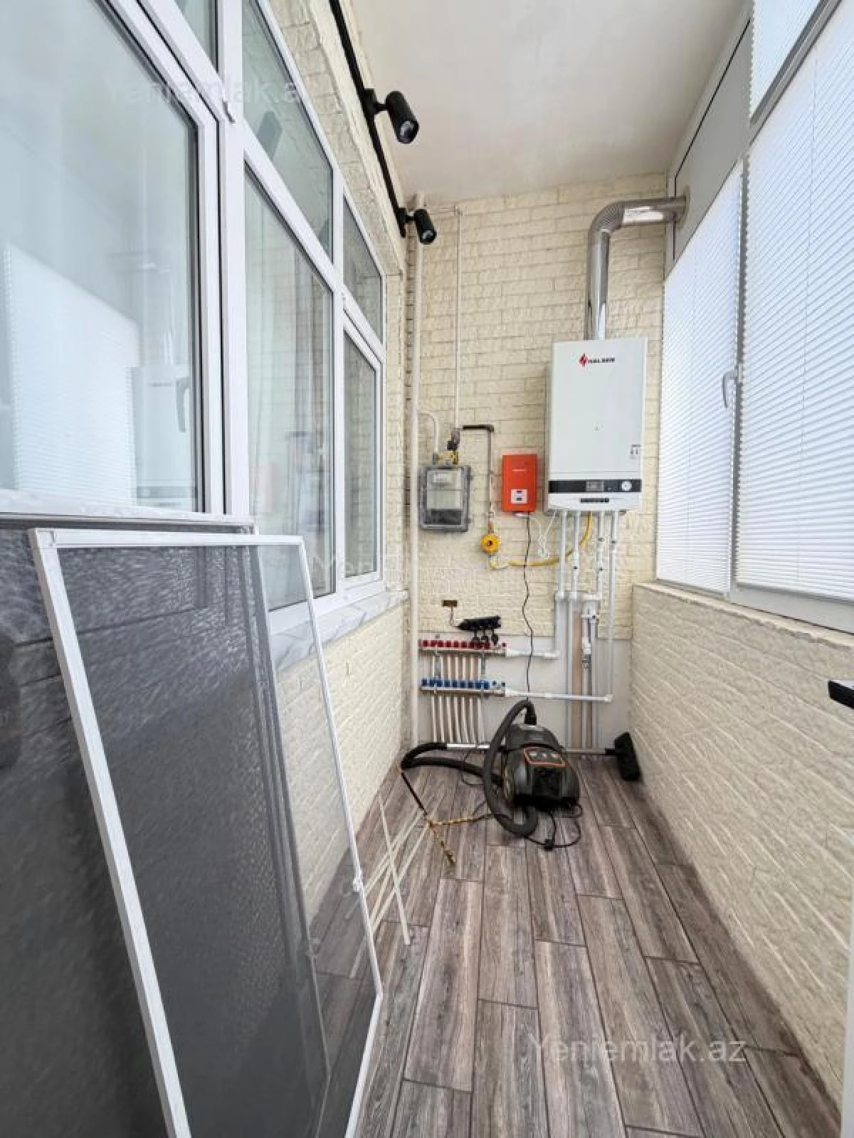 Satılır 3 otaqlı yeni tikili 100 m²