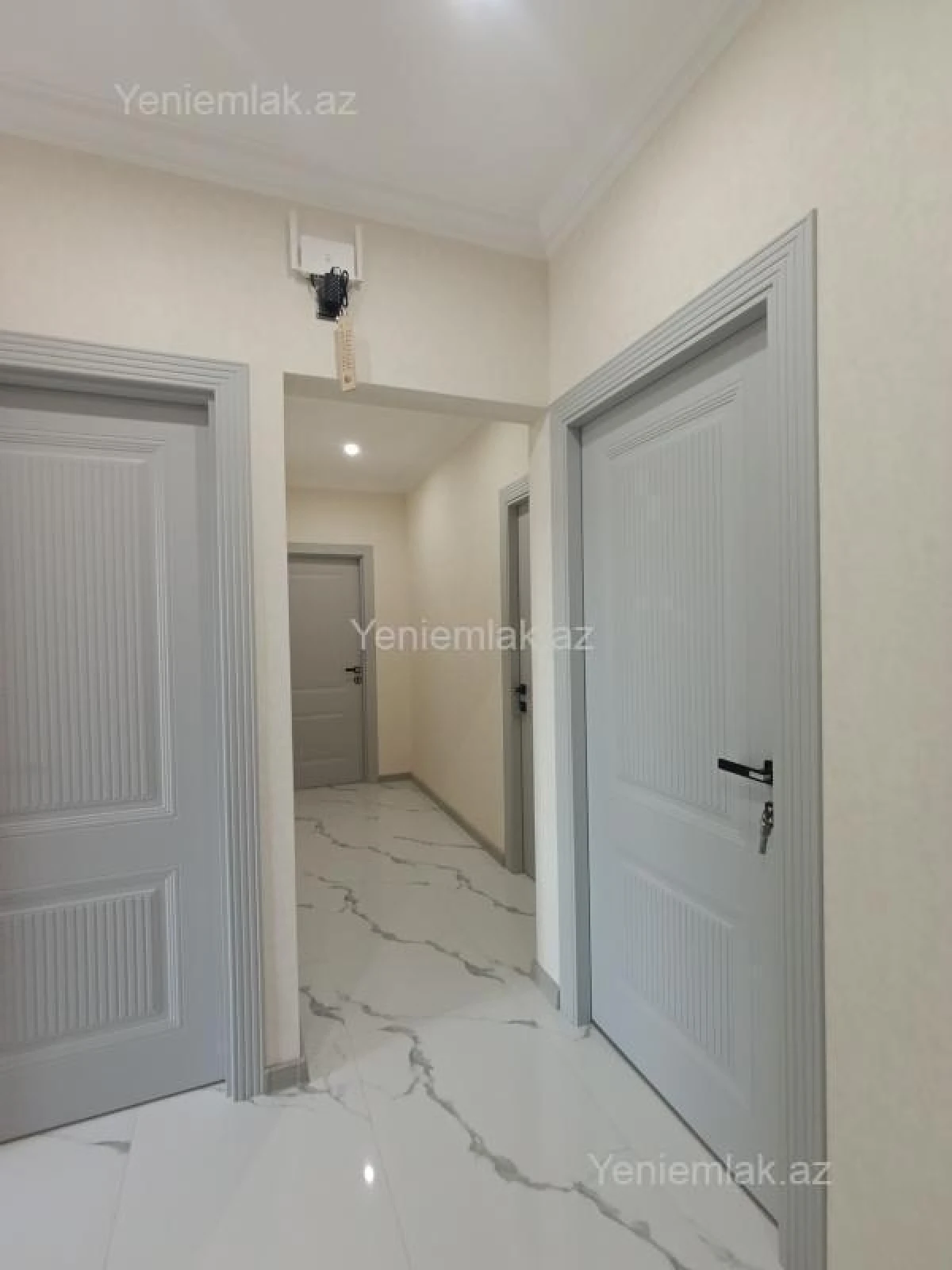 Satılır 5 otaqlı köhnə tikili 120 m²