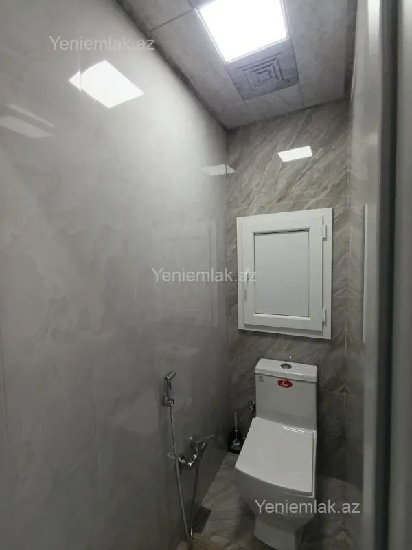 Satılır 5 otaqlı köhnə tikili 120 m²