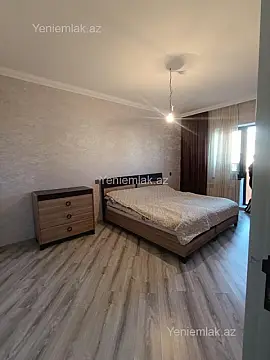 Satılır 5 otaqlı köhnə tikili 120 m²