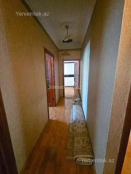 Satılır 4 otaqlı köhnə tikili 130 m²