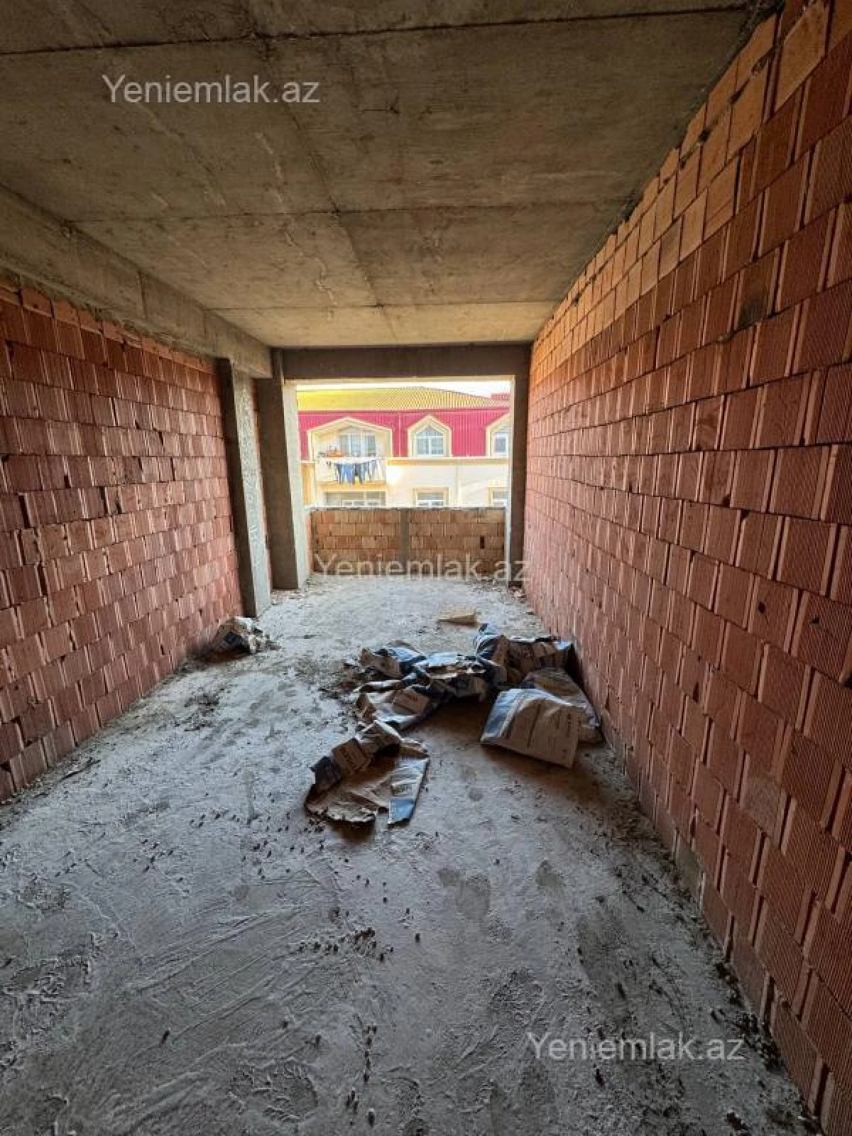 Satılır 1 otaqlı yeni tikili 54 m²