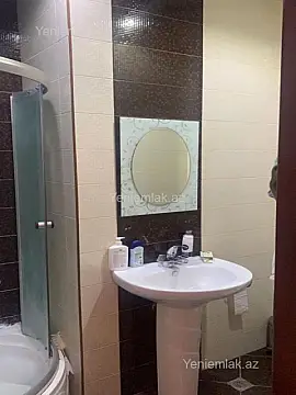 Satılır 3 otaqlı yeni tikili 128 m²