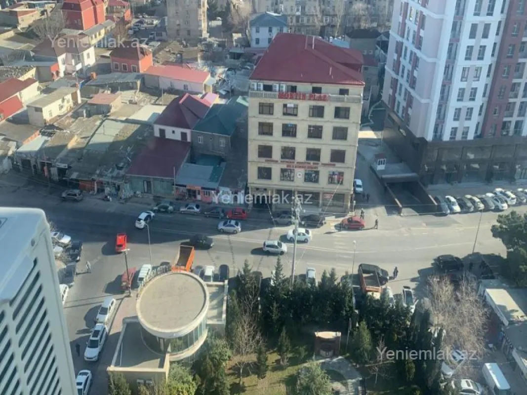 Satılır 3 otaqlı yeni tikili 128 m²