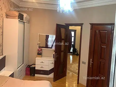 Satılır 3 otaqlı yeni tikili 128 m²