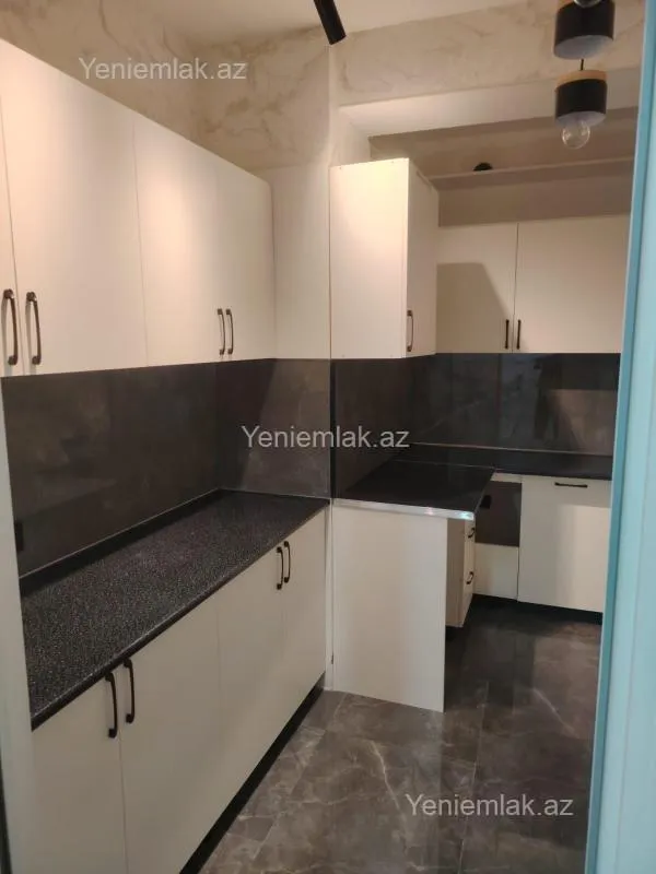Satılır 2 otaqlı yeni tikili 60 m²