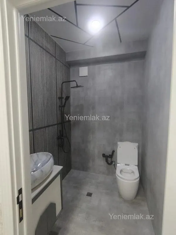 Satılır 2 otaqlı yeni tikili 60 m²