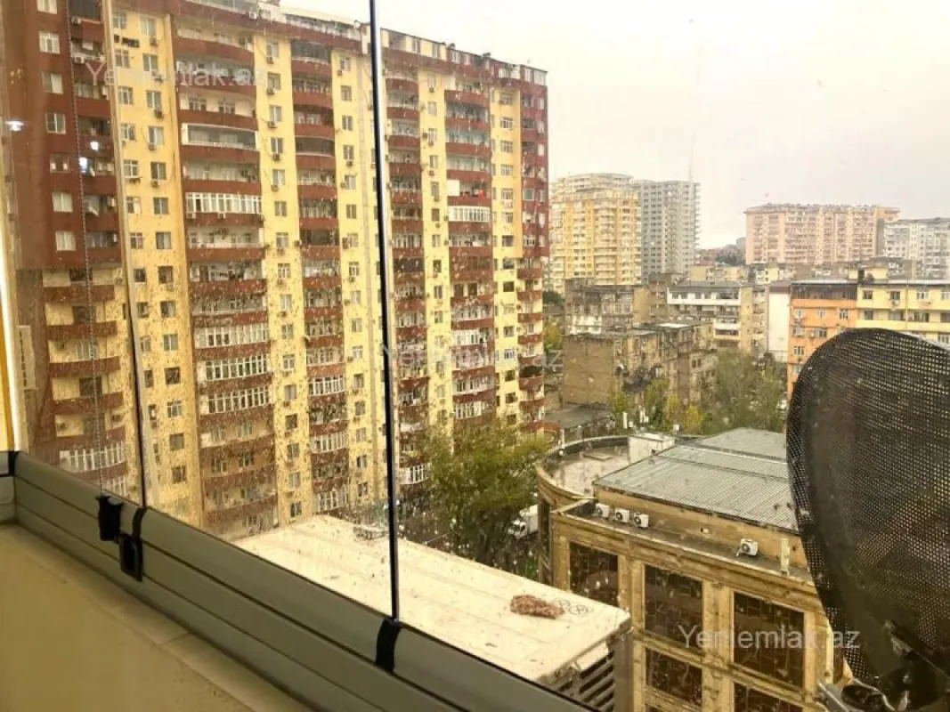 Satılır 3 otaqlı yeni tikili 140 m²