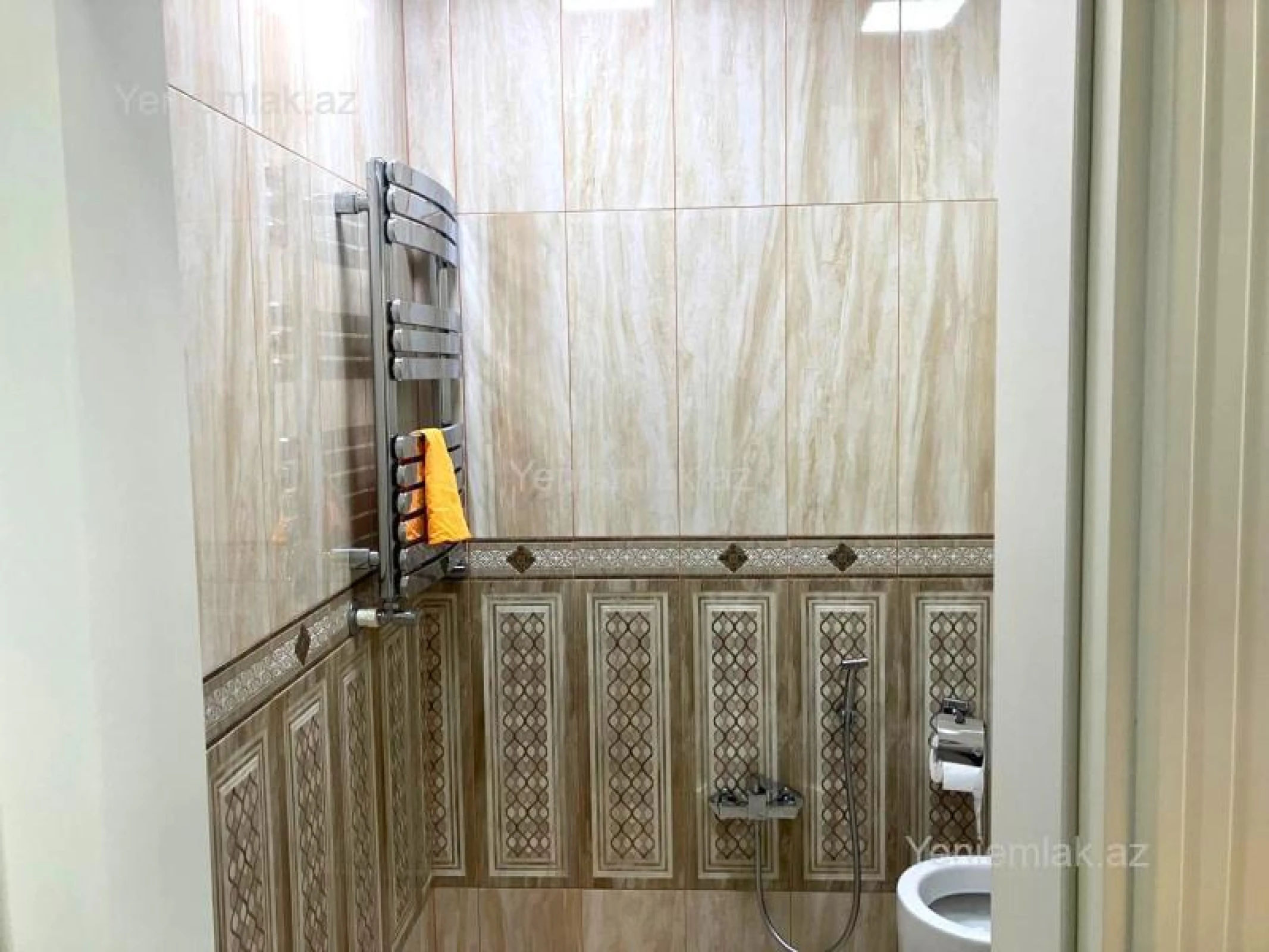 Satılır 3 otaqlı yeni tikili 140 m²