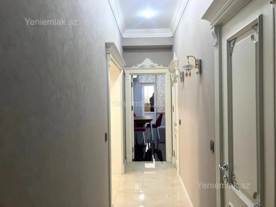 Satılır 3 otaqlı yeni tikili 140 m²