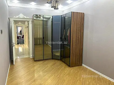Satılır 3 otaqlı yeni tikili 140 m²