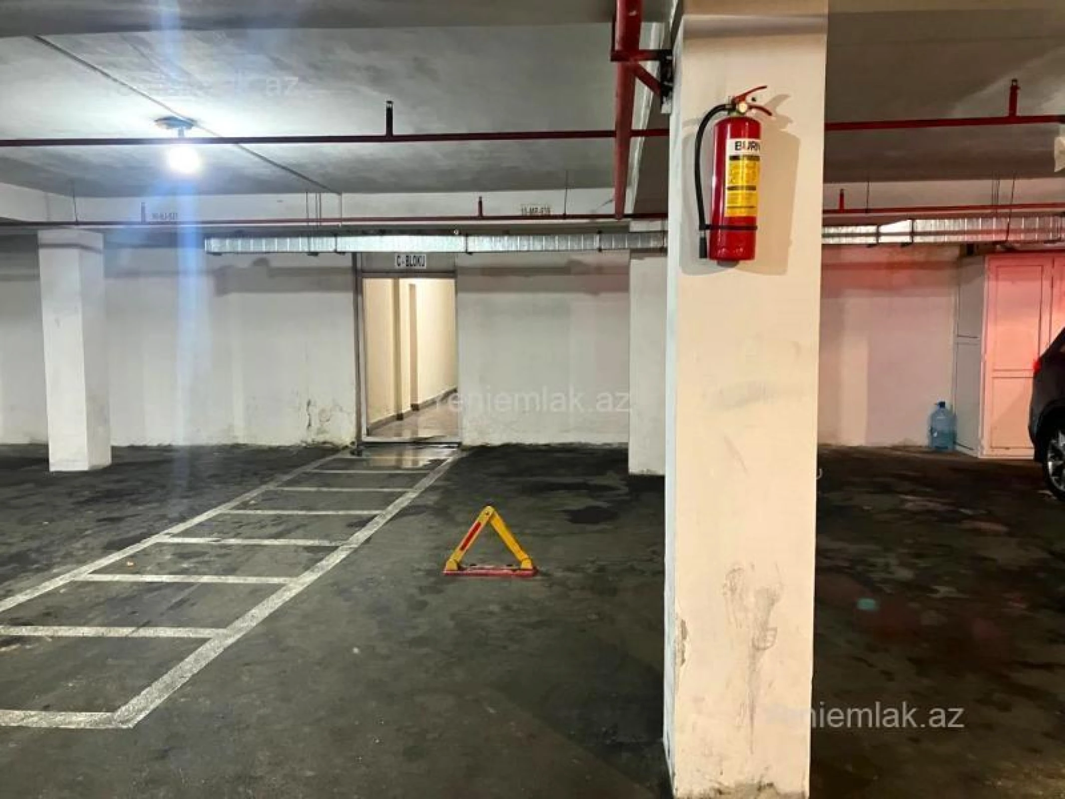 Satılır 3 otaqlı yeni tikili 140 m²