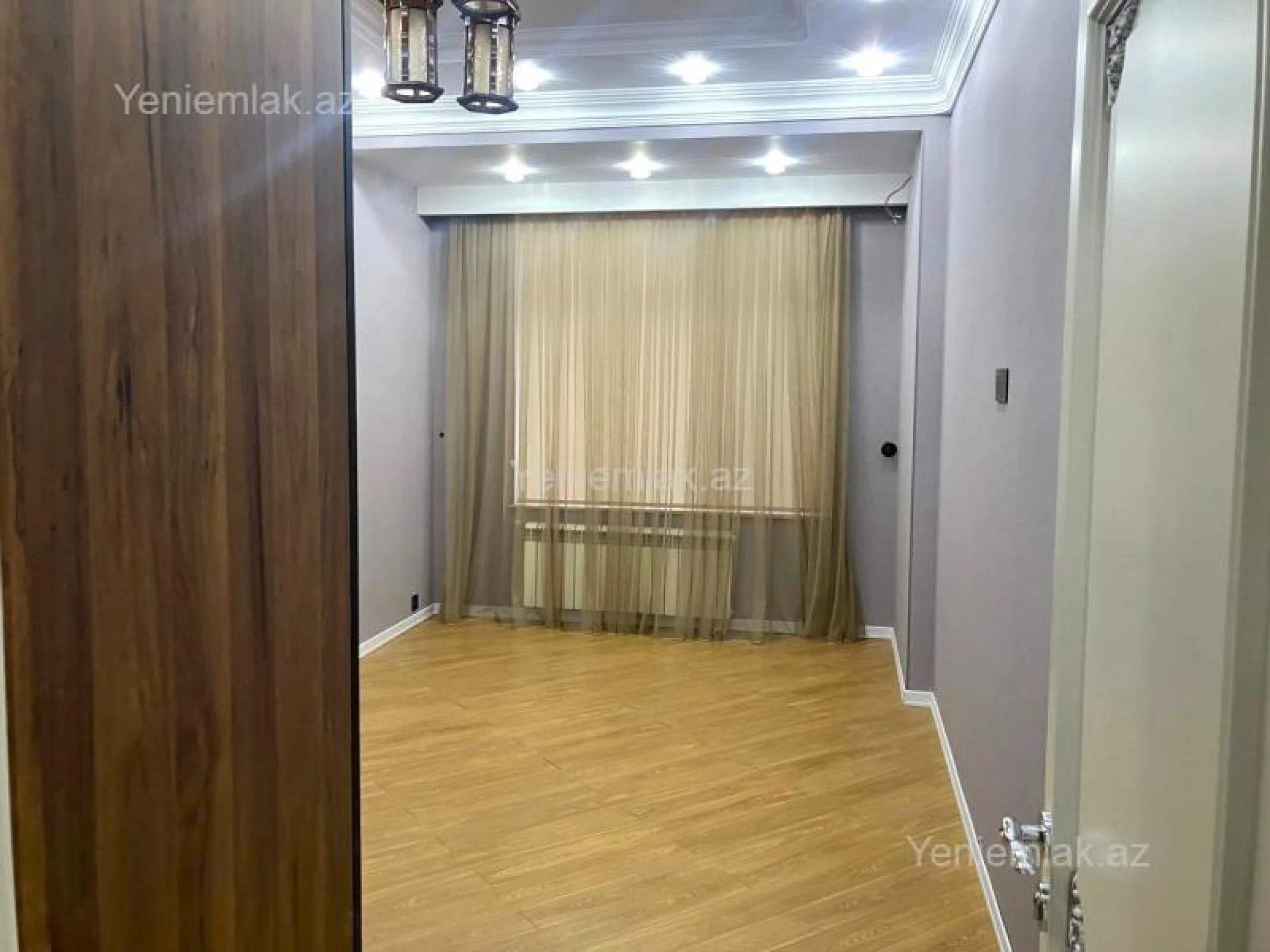 Satılır 3 otaqlı yeni tikili 140 m²